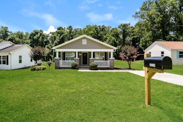 2834 EDWARDS ST WINSTON SALEM, NC 27127